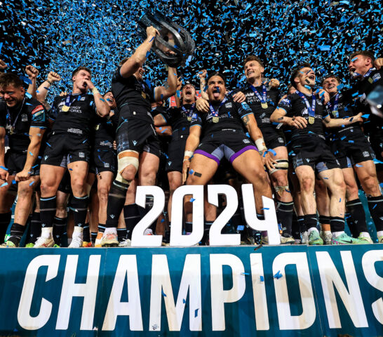 The Glasgow Warriors lift the trophy and celebrate as URC Champions 22/6/2024