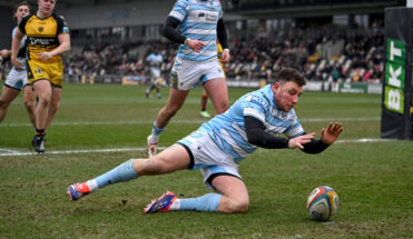 Duncan Weir scores a try 16/2/2025