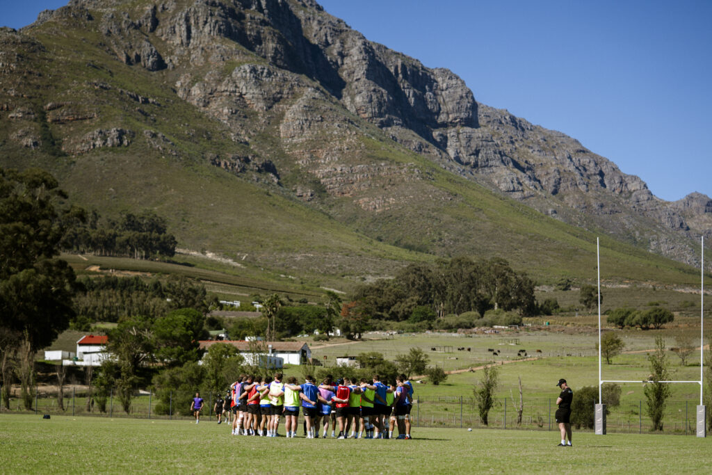 Burke to make first start as Steyn returns as captain