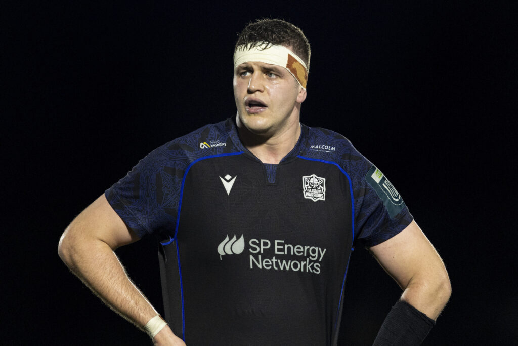 Cummings returns for quarter-final showdown