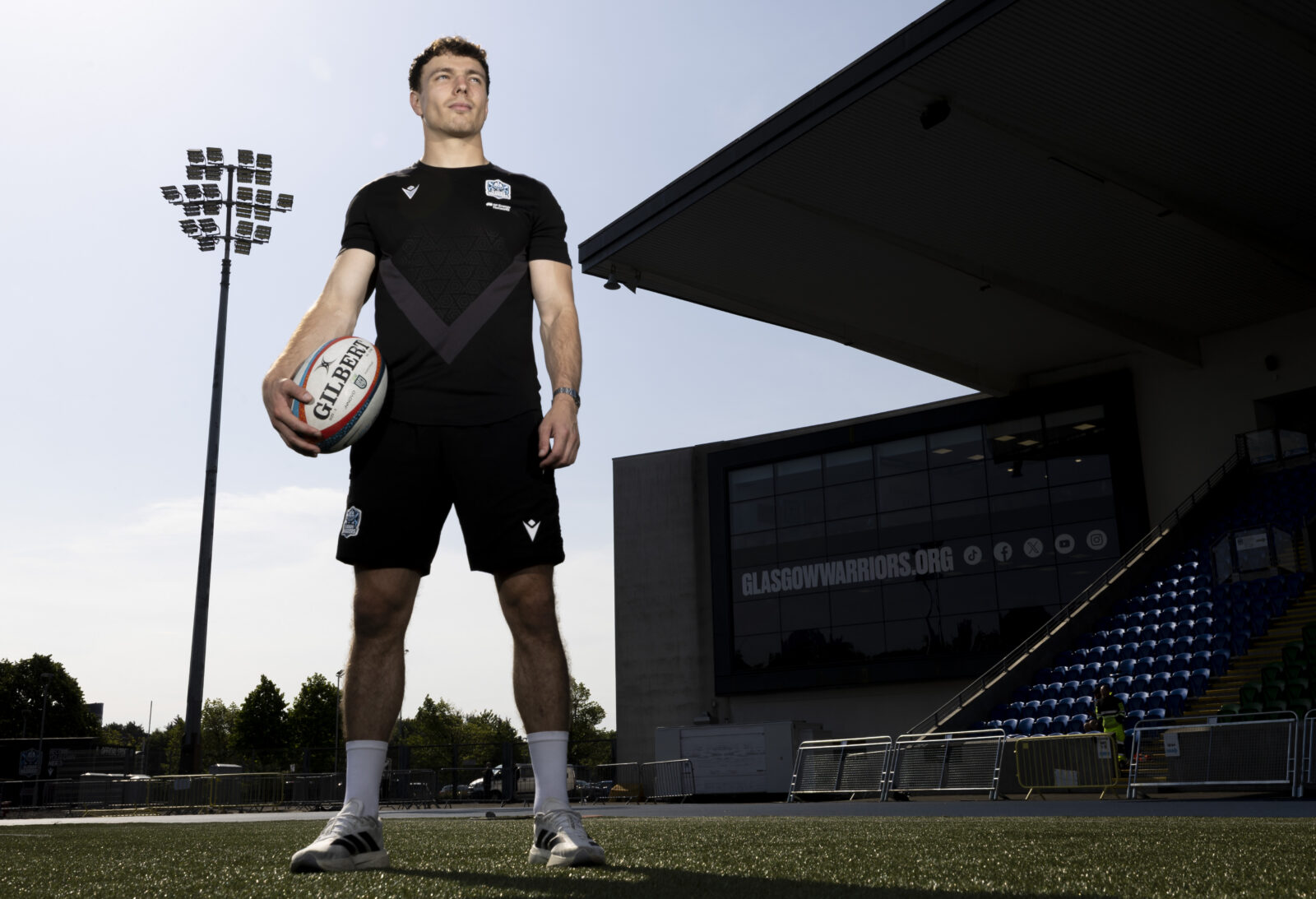 Dobie extends Glasgow Warriors contract