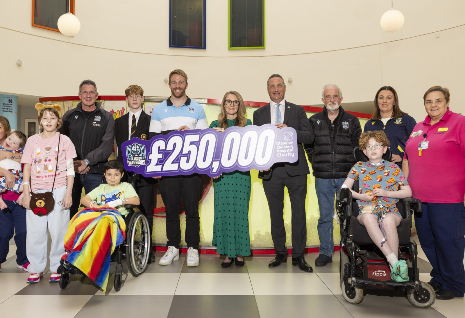 Glasgow Warriors surpass £250,000 fundraising milestone for Glasgow Children’s Hospital Charity